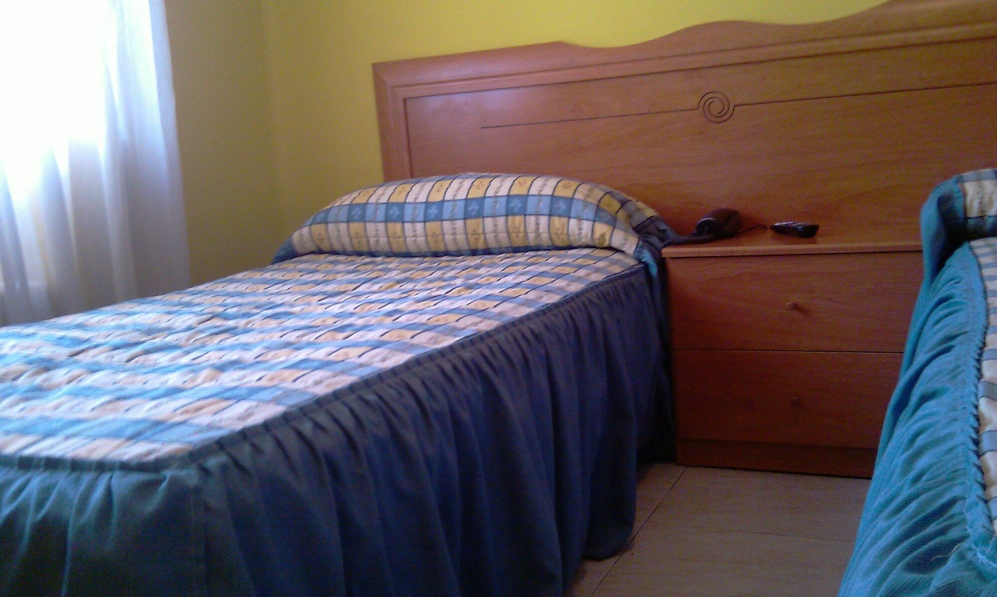 Pension La Casina Oviedo Luaran gambar